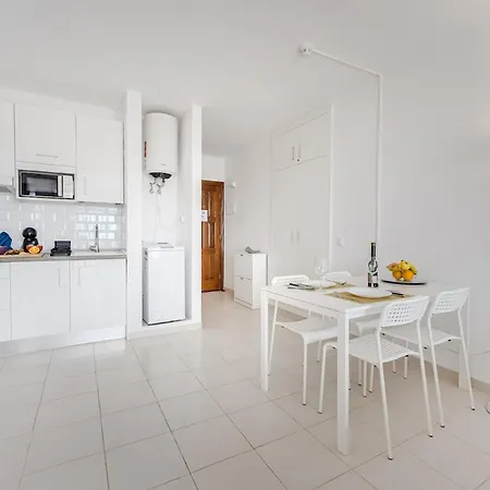 Apartment Bright In