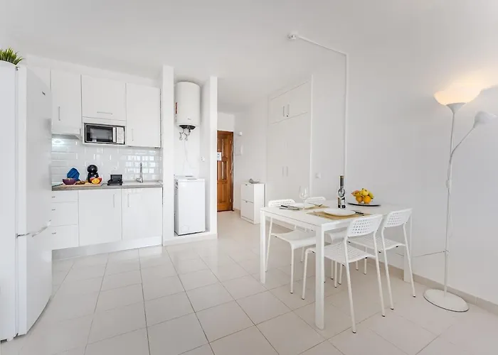 Apartment Bright In