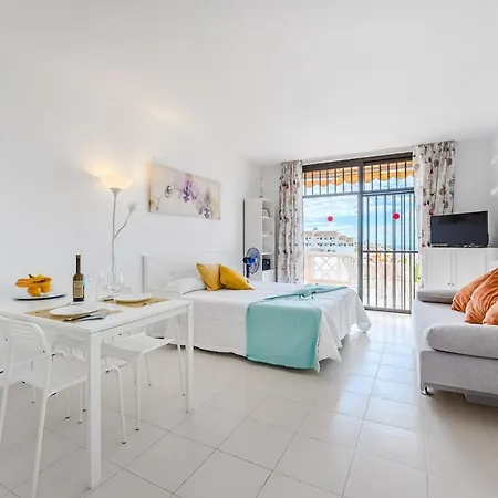 Bright In Apartman *